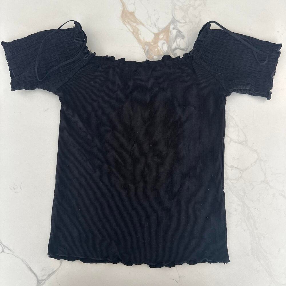 Aso black off the shoulder